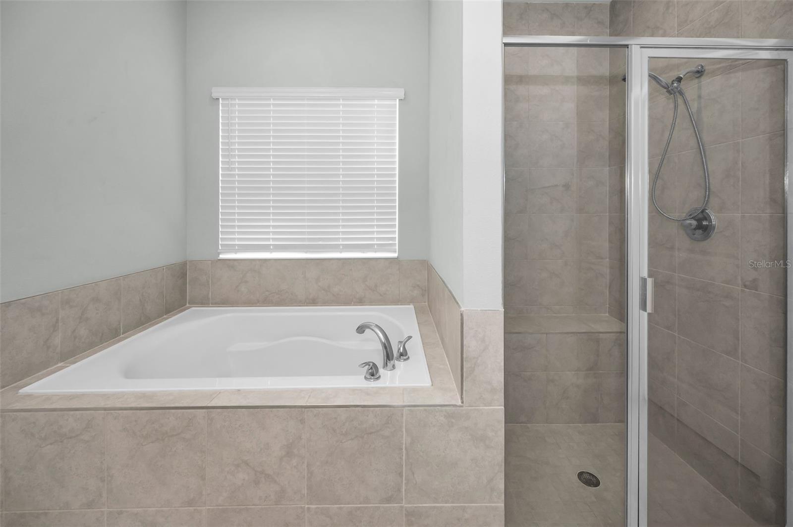 Image 14 of 32 For 8755 Prairie Creek Drive