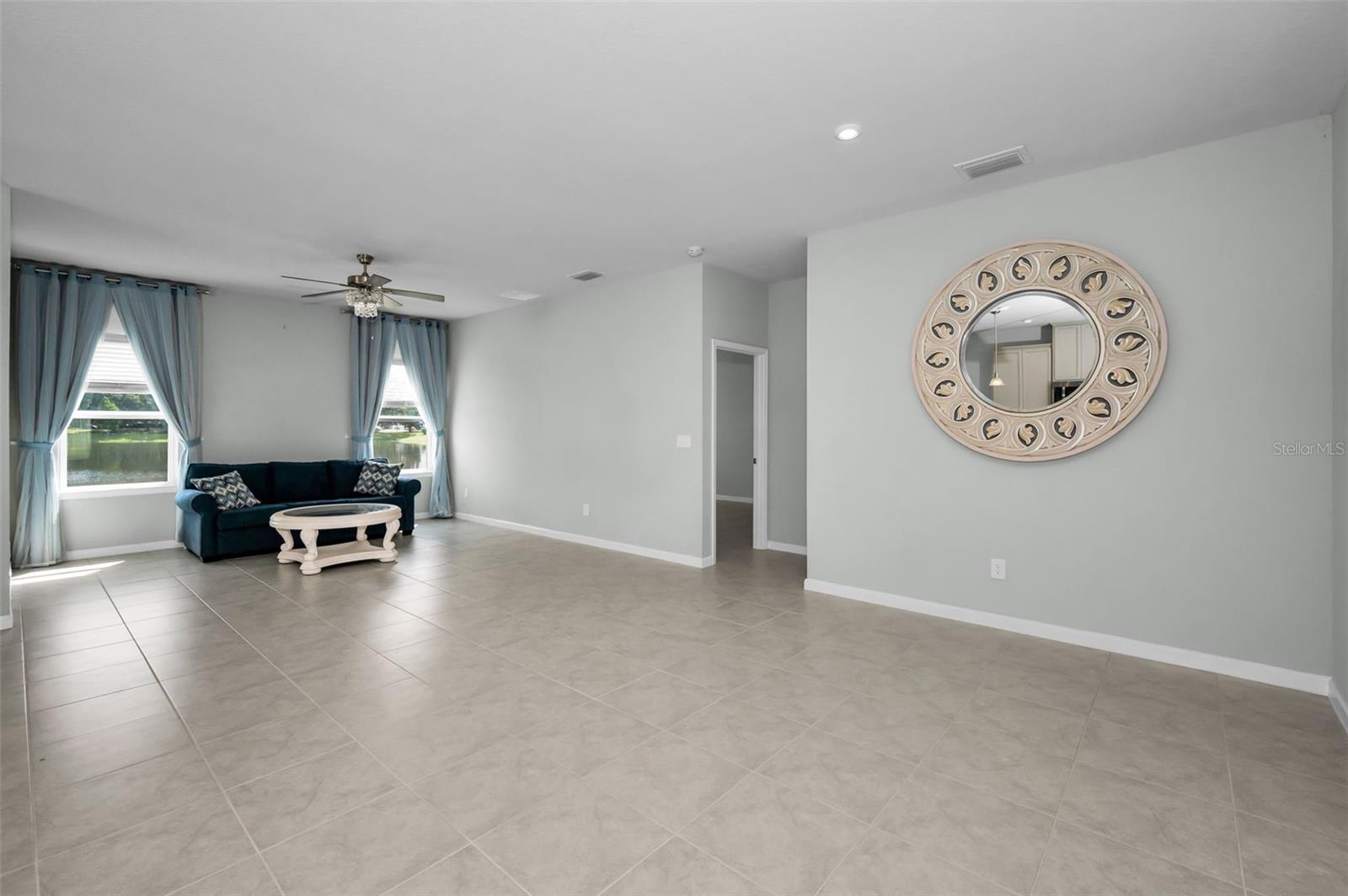 Image 7 of 32 For 8755 Prairie Creek Drive