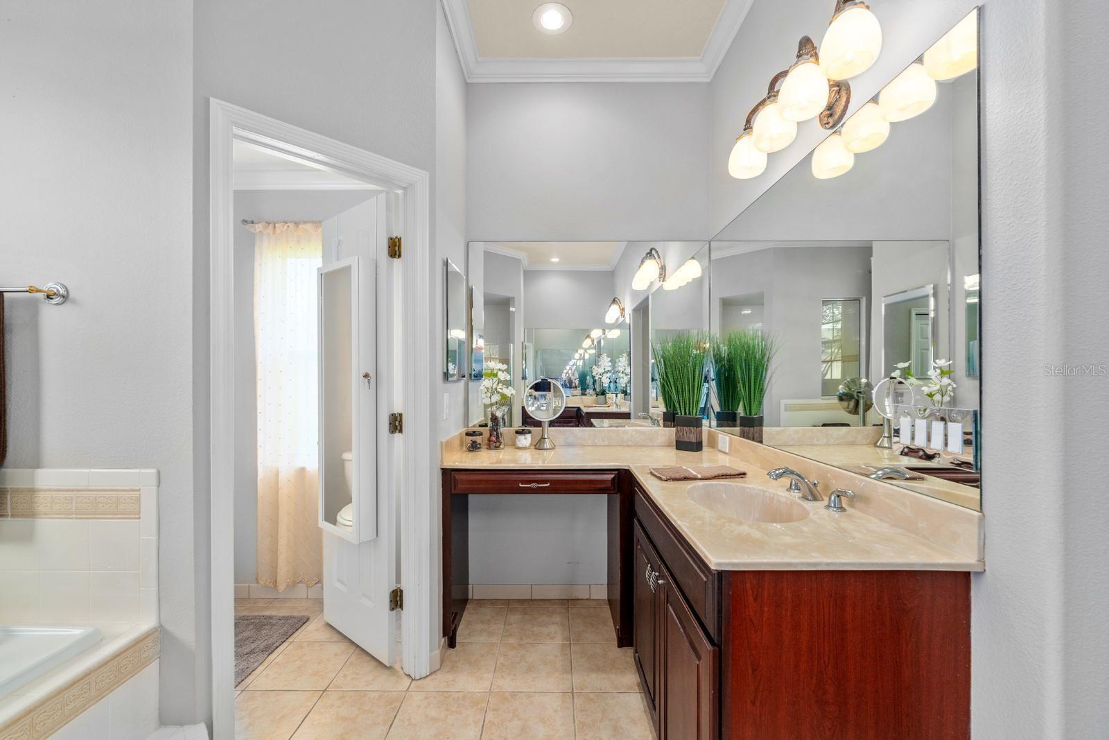 Image 14 of 51 For 3807 Diamante Court