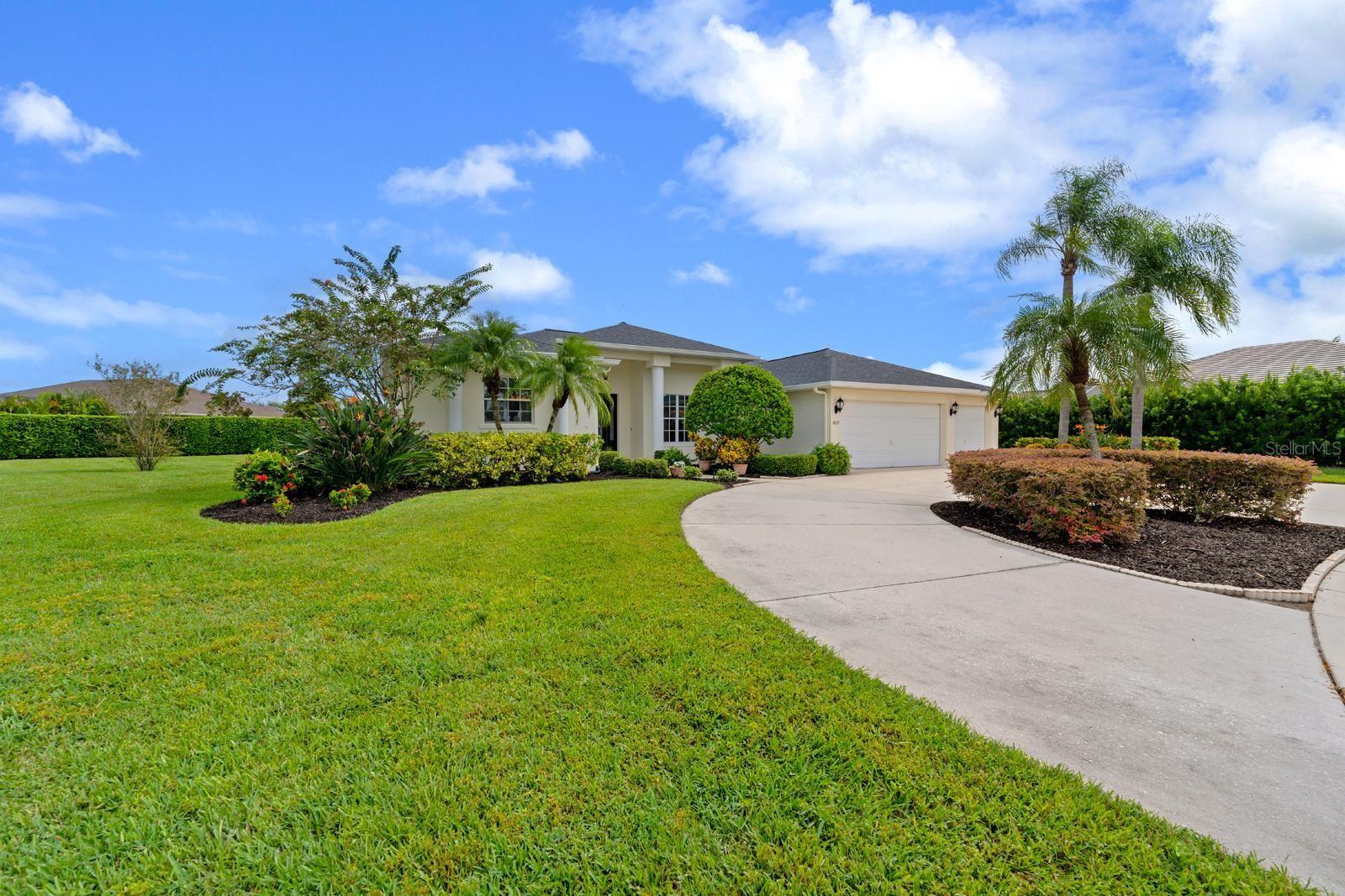 Image 46 of 51 For 3807 Diamante Court