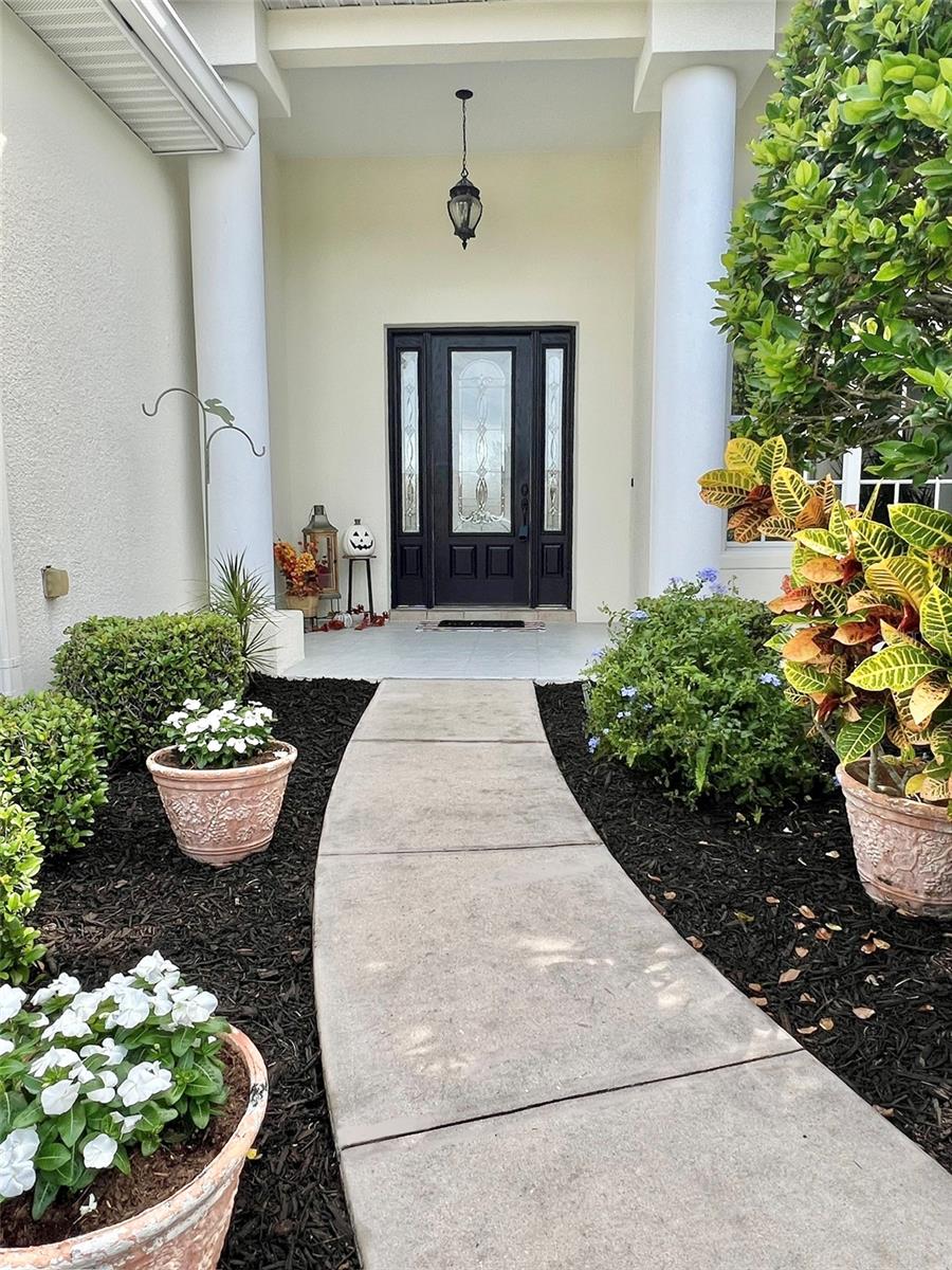 Image 5 of 51 For 3807 Diamante Court