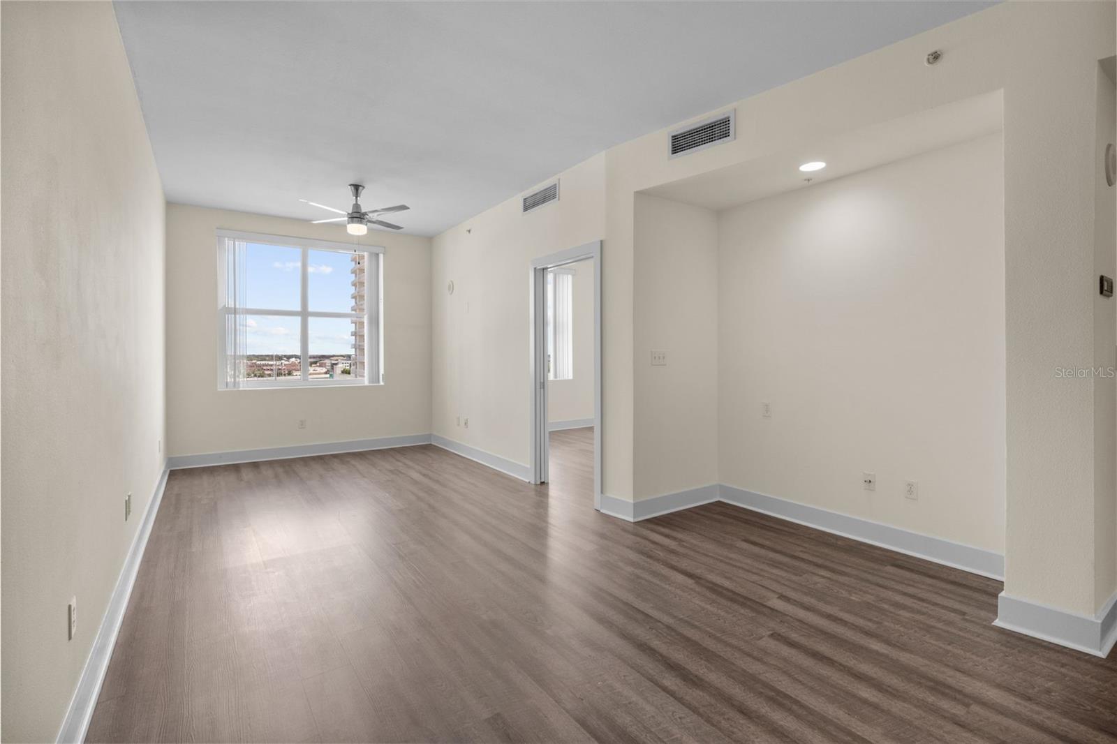 Image 13 of 30 For 1208 Kennedy Boulevard 1022