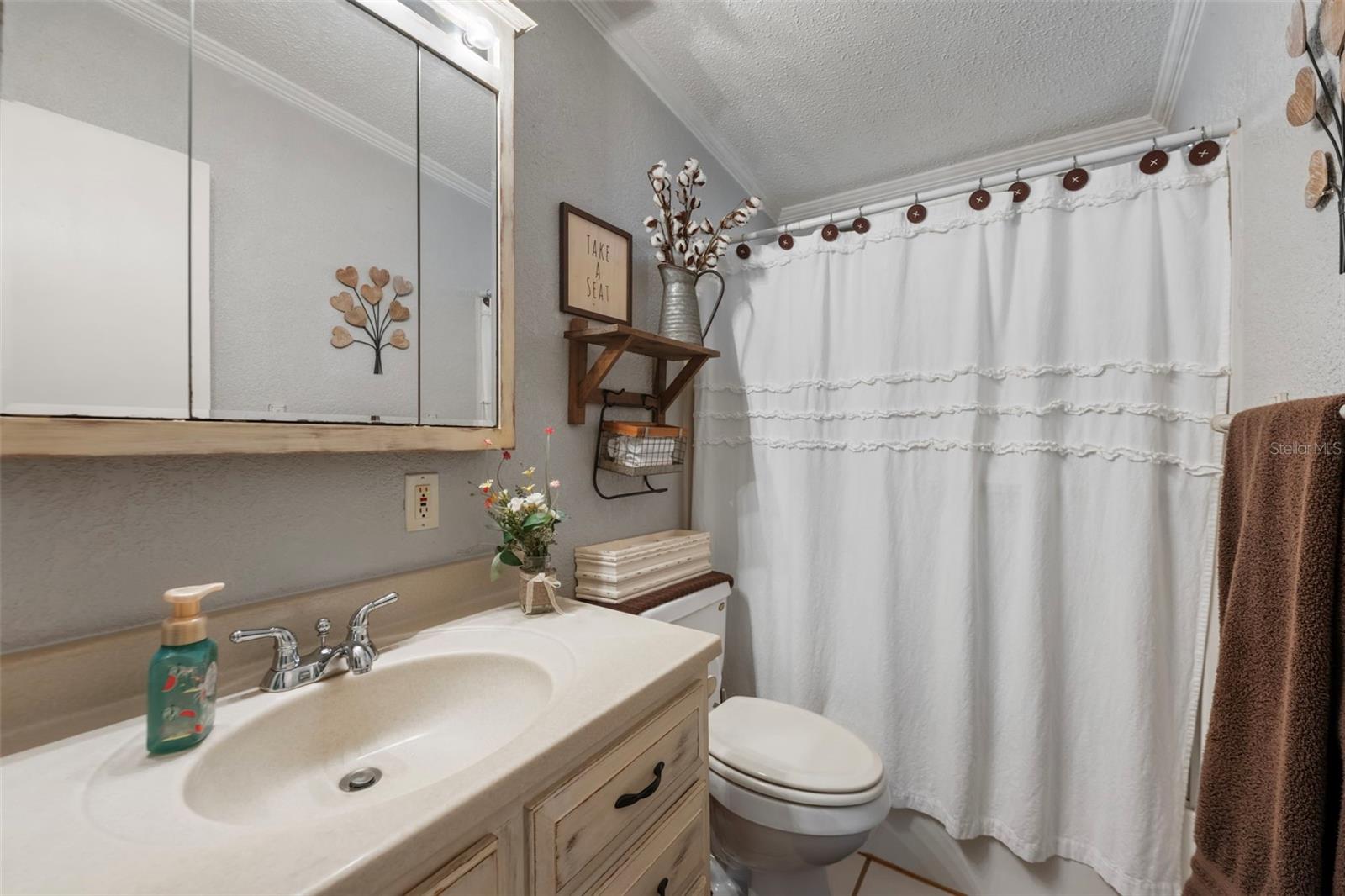 Image 25 of 41 For 4019 Timberwood Drive