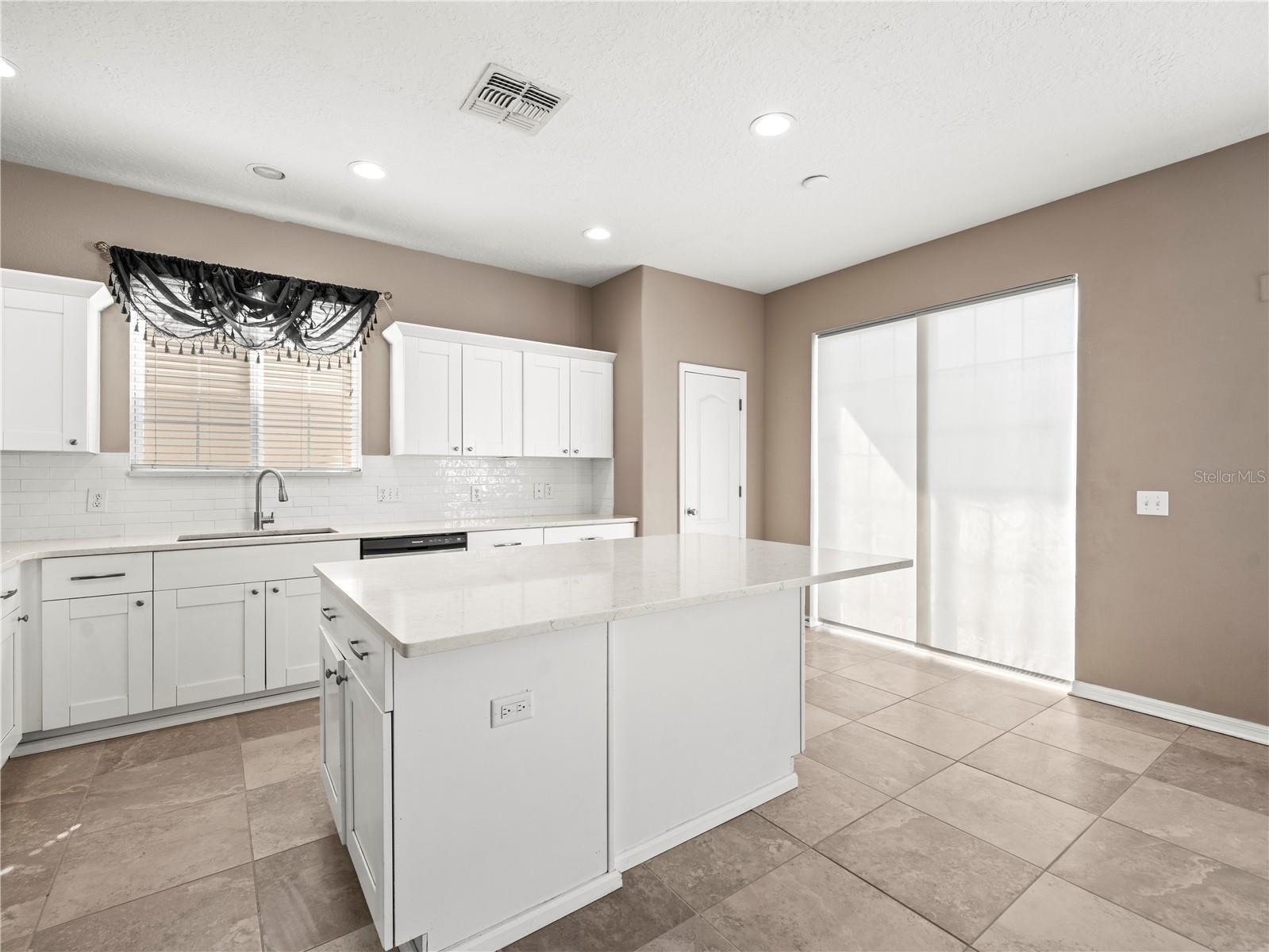 Image 18 of 41 For 17522 Balmaha Drive