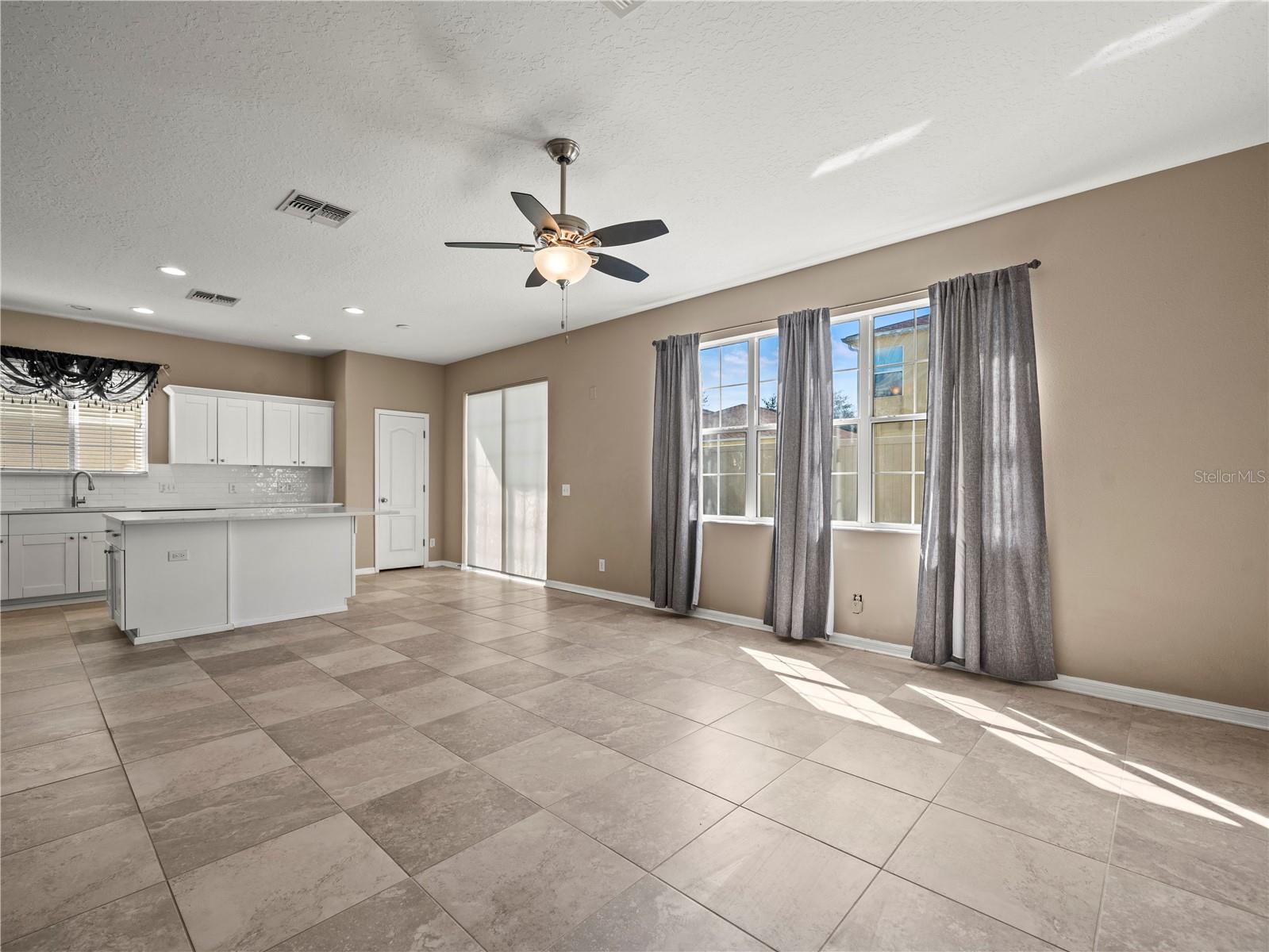 Image 22 of 41 For 17522 Balmaha Drive