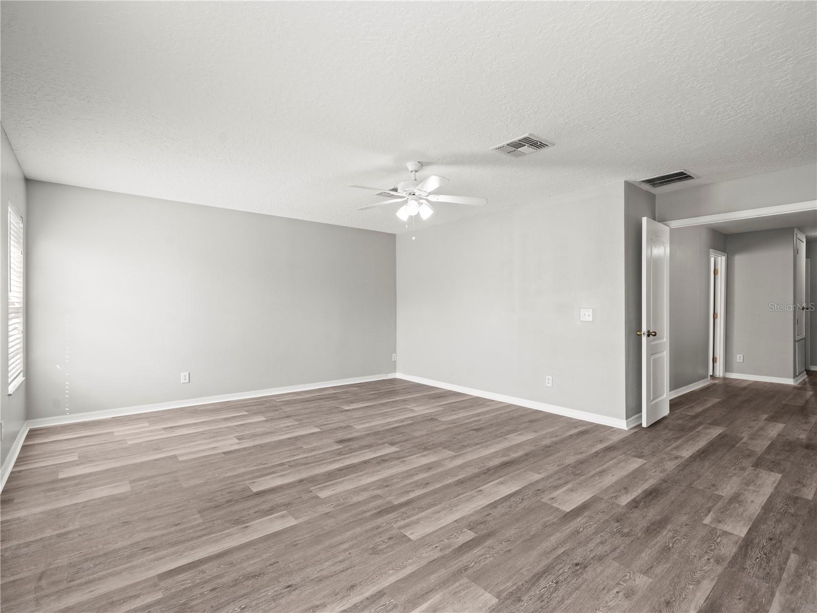 Image 26 of 41 For 17522 Balmaha Drive