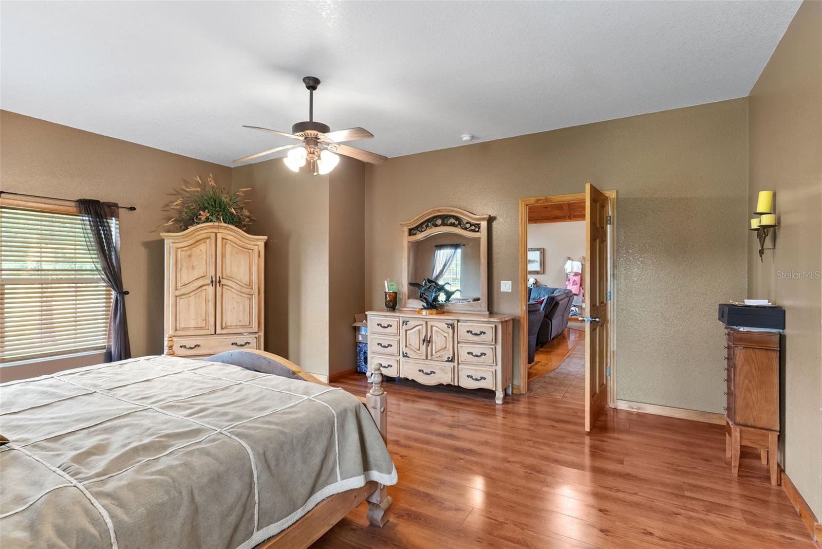 Image 17 of 44 For 12136 Mcintosh Road