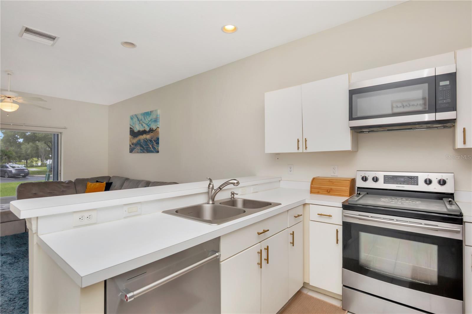 Image 10 of 23 For 13026 Kings Crossing Drive