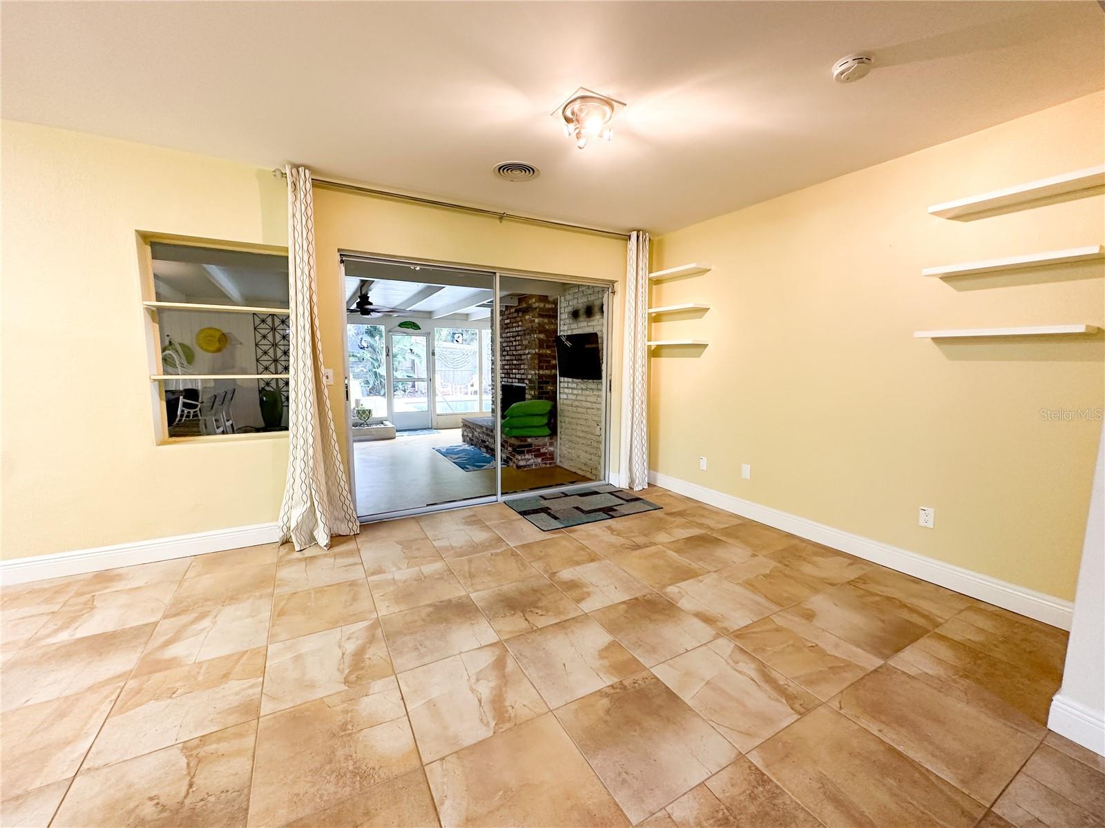 Image 10 of 47 For 441 47th Street N