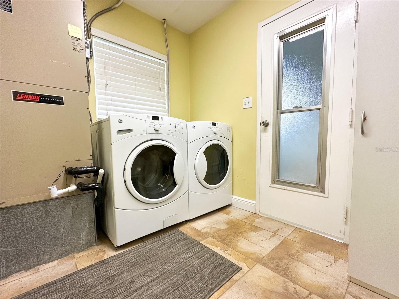 Image 25 of 47 For 441 47th Street N