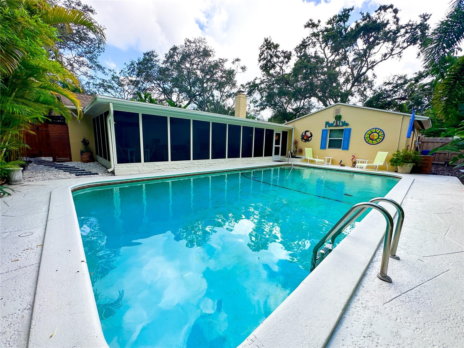 Image 31 of 47 For 441 47th Street N