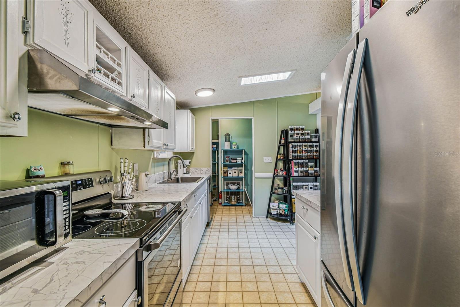 Image 23 of 96 For 4291 Mandrake Point