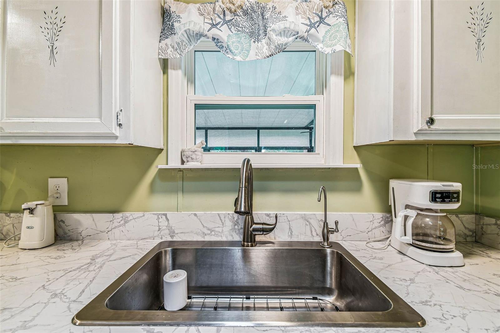 Image 26 of 96 For 4291 Mandrake Point