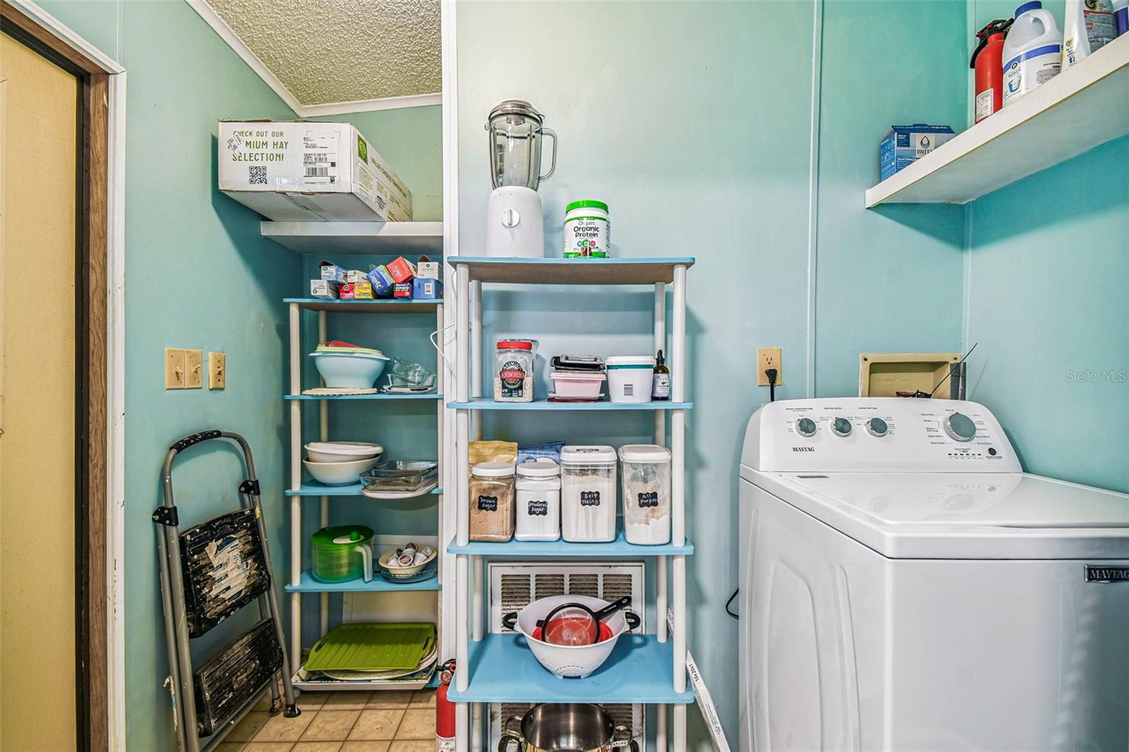 Image 29 of 96 For 4291 Mandrake Point