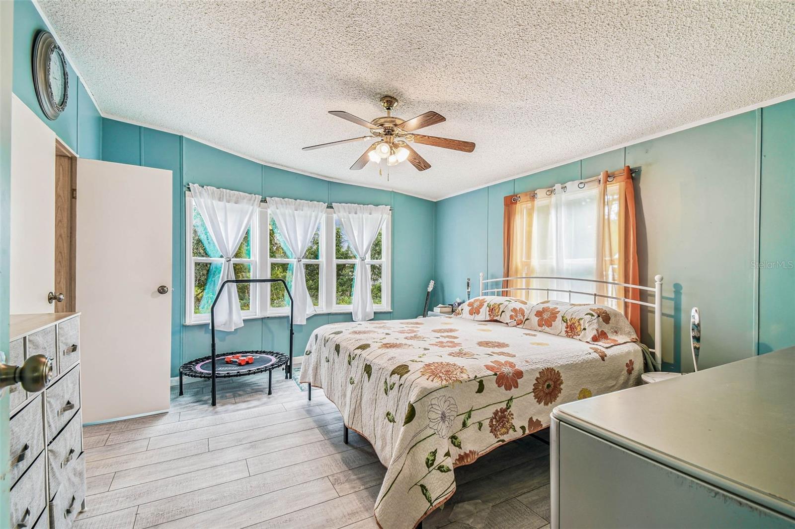 Image 36 of 96 For 4291 Mandrake Point