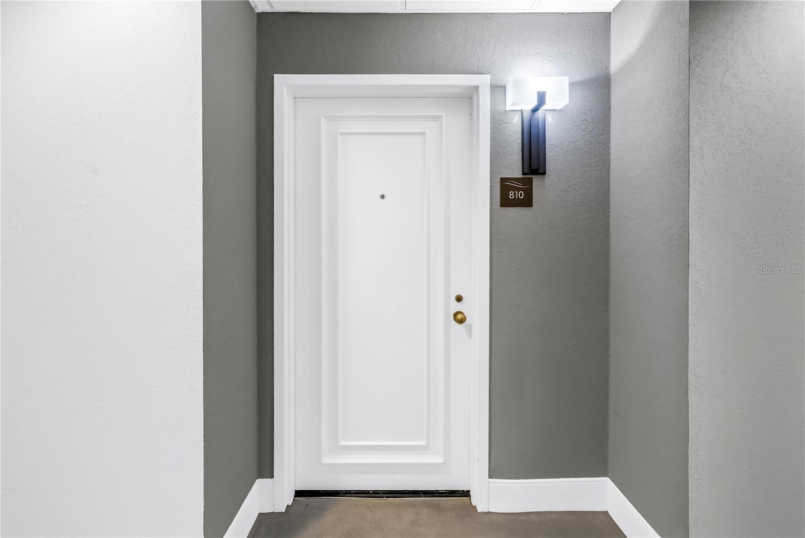 Image 32 of 58 For 1 Beach Drive Se 810