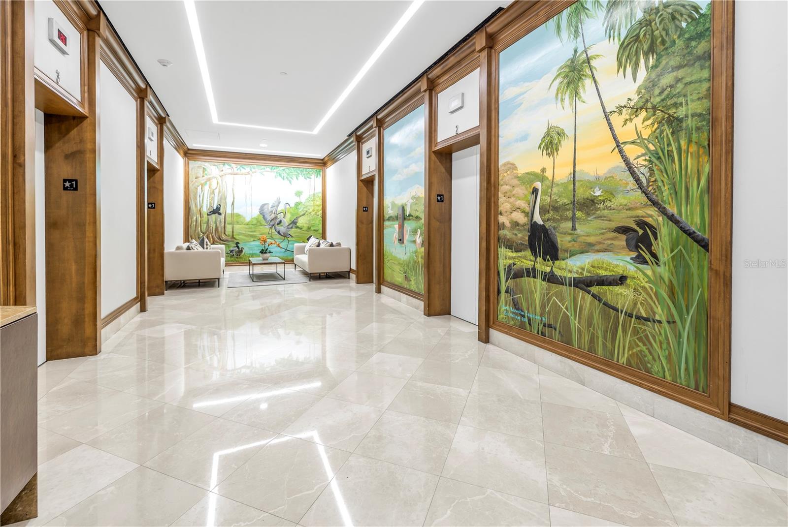 Image 36 of 58 For 1 Beach Drive Se 810