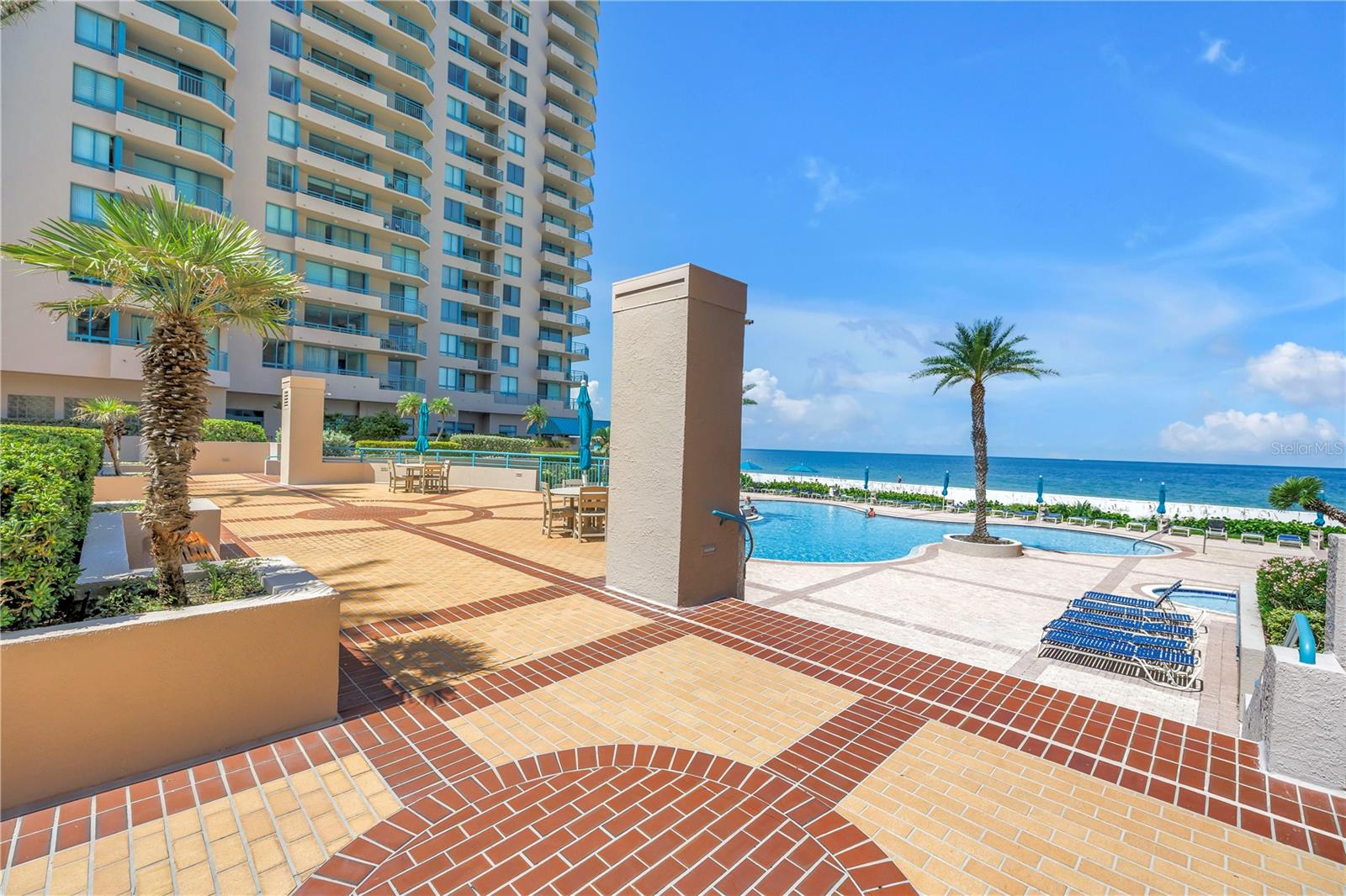 Image 38 of 57 For 1520 Gulf Boulevard 906