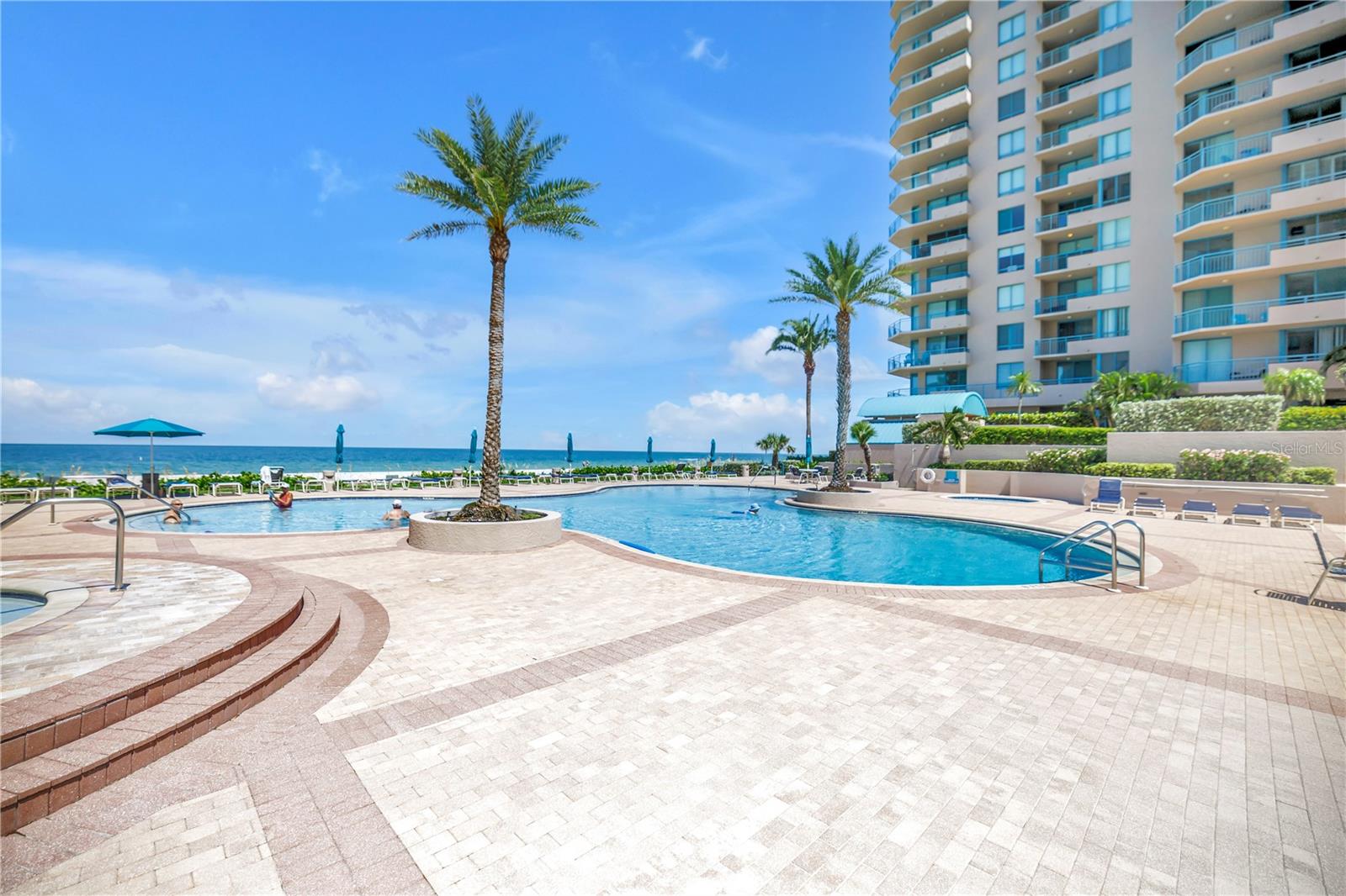 Image 42 of 57 For 1520 Gulf Boulevard 906