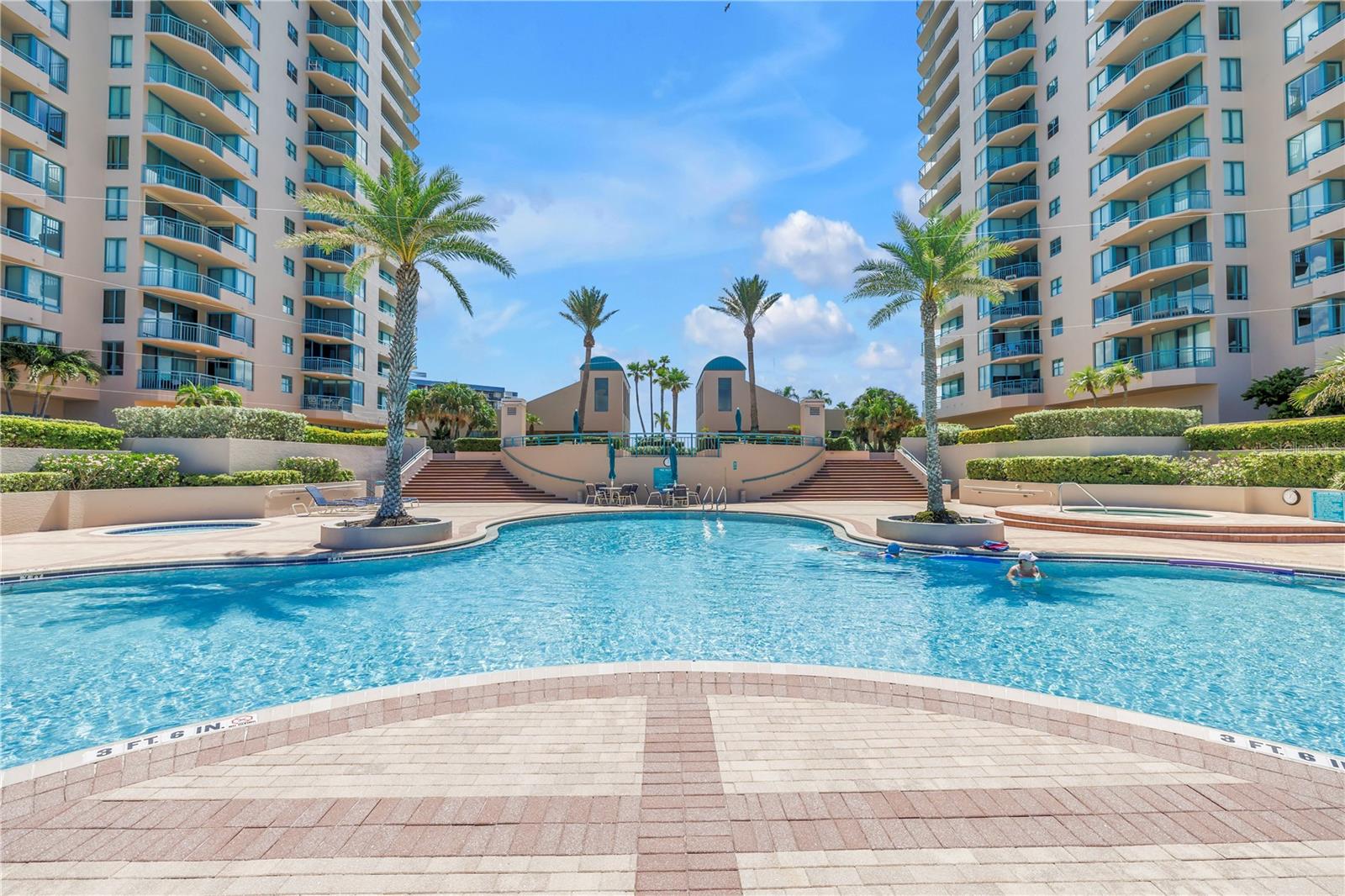 Image 45 of 57 For 1520 Gulf Boulevard 906