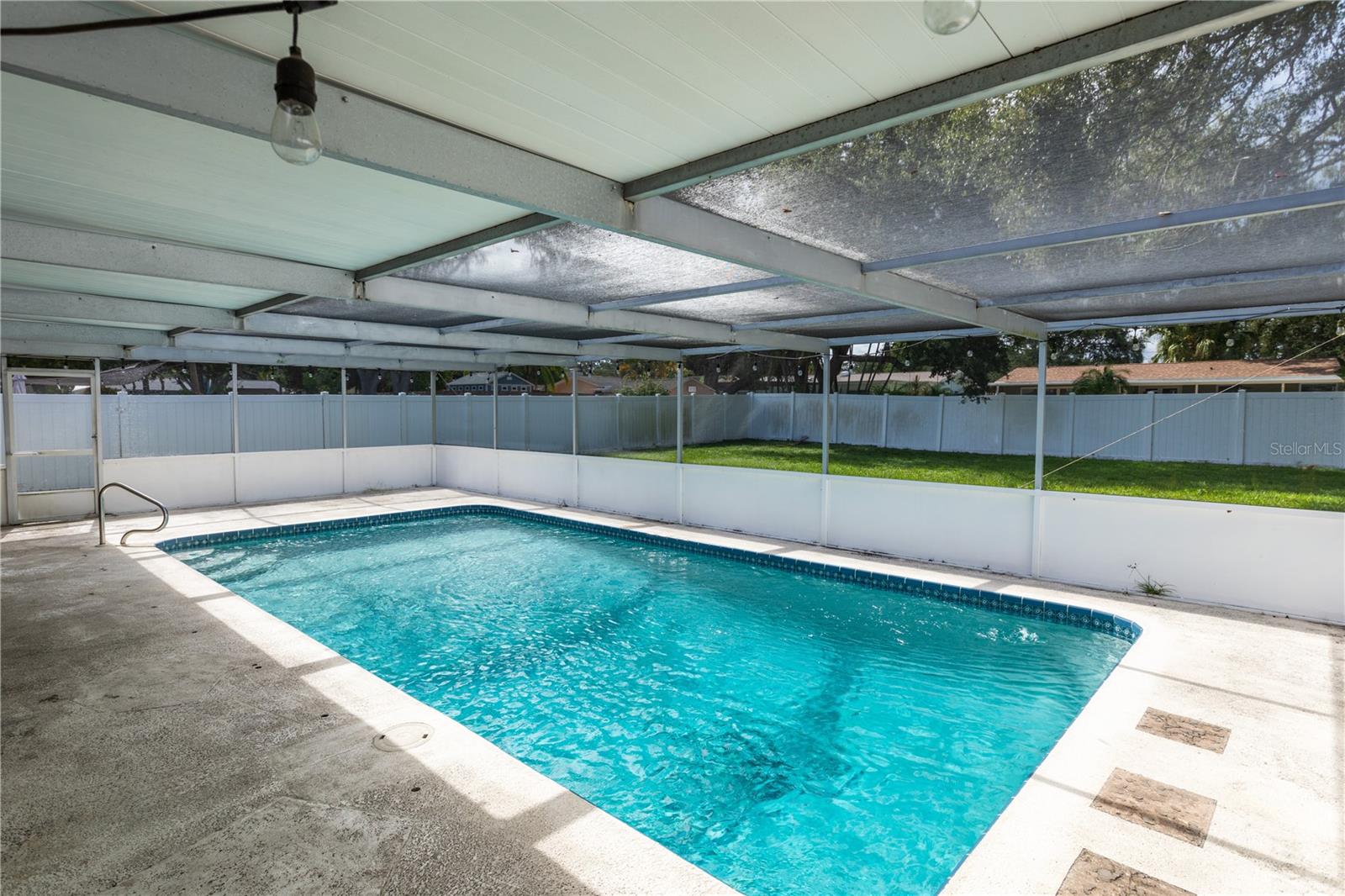 Image 45 of 55 For 2021 Valley Drive