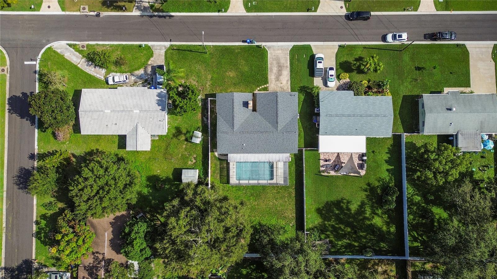 Image 48 of 55 For 2021 Valley Drive