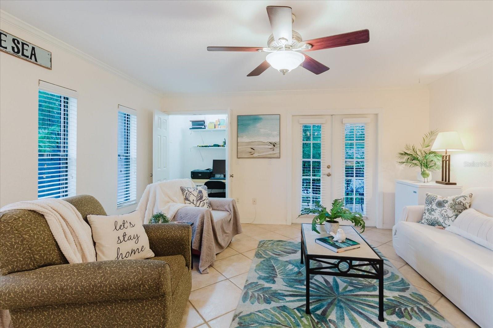 Image 4 of 24 For 718 Lyndhurst Street 924