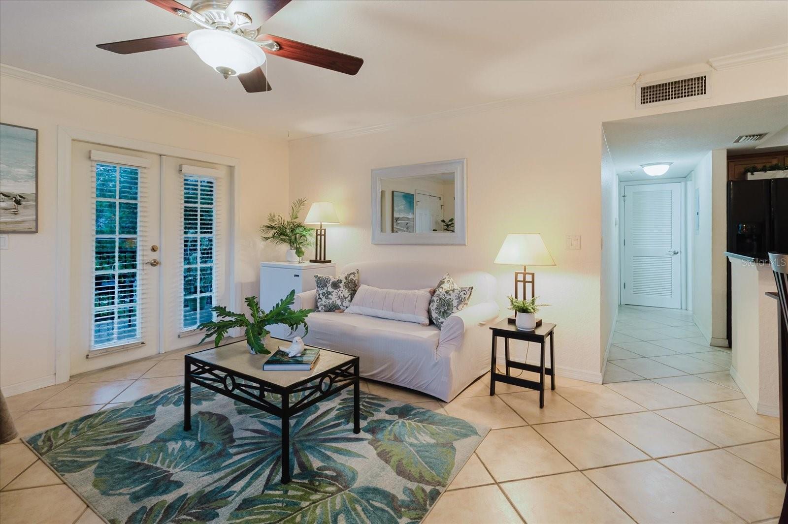 Image 8 of 24 For 718 Lyndhurst Street 924