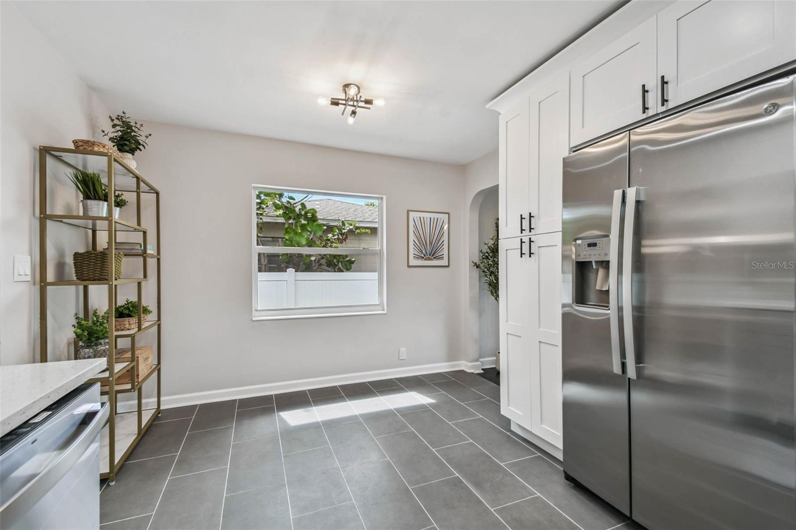 Image 4 of 18 For 2718 8th Avenue N
