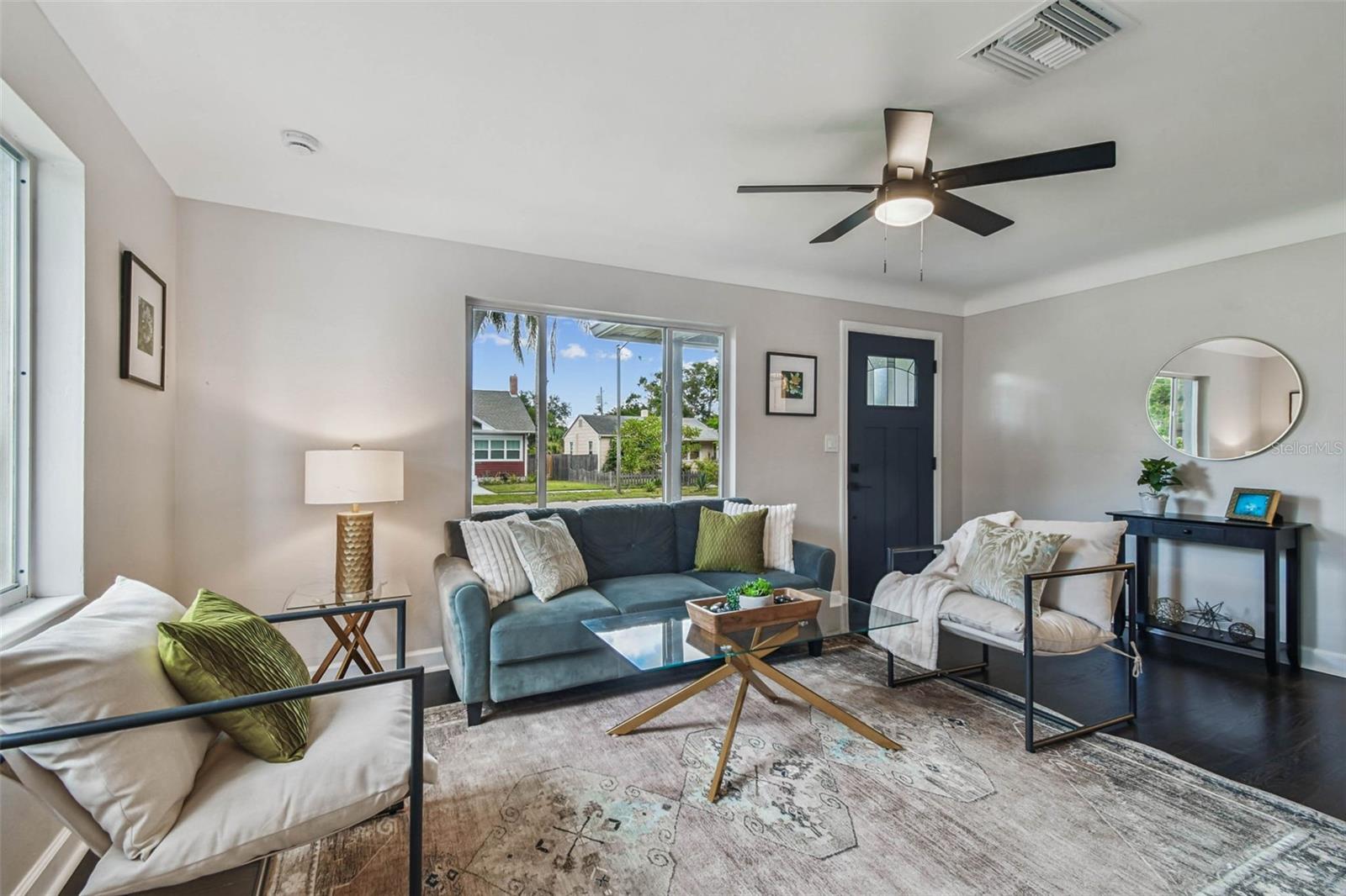 Image 6 of 18 For 2718 8th Avenue N