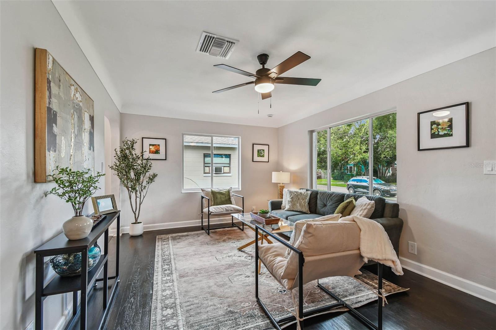 Image 7 of 18 For 2718 8th Avenue N