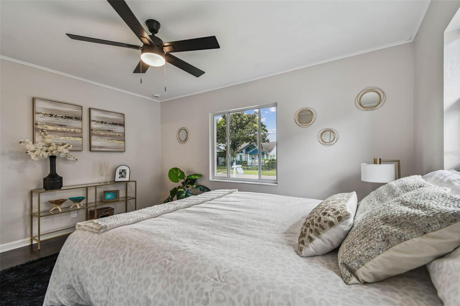 Image 9 of 18 For 2718 8th Avenue N