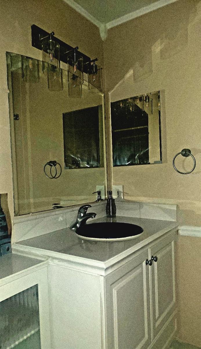 Image 14 of 22 For 177 Sabal Palm Place 177