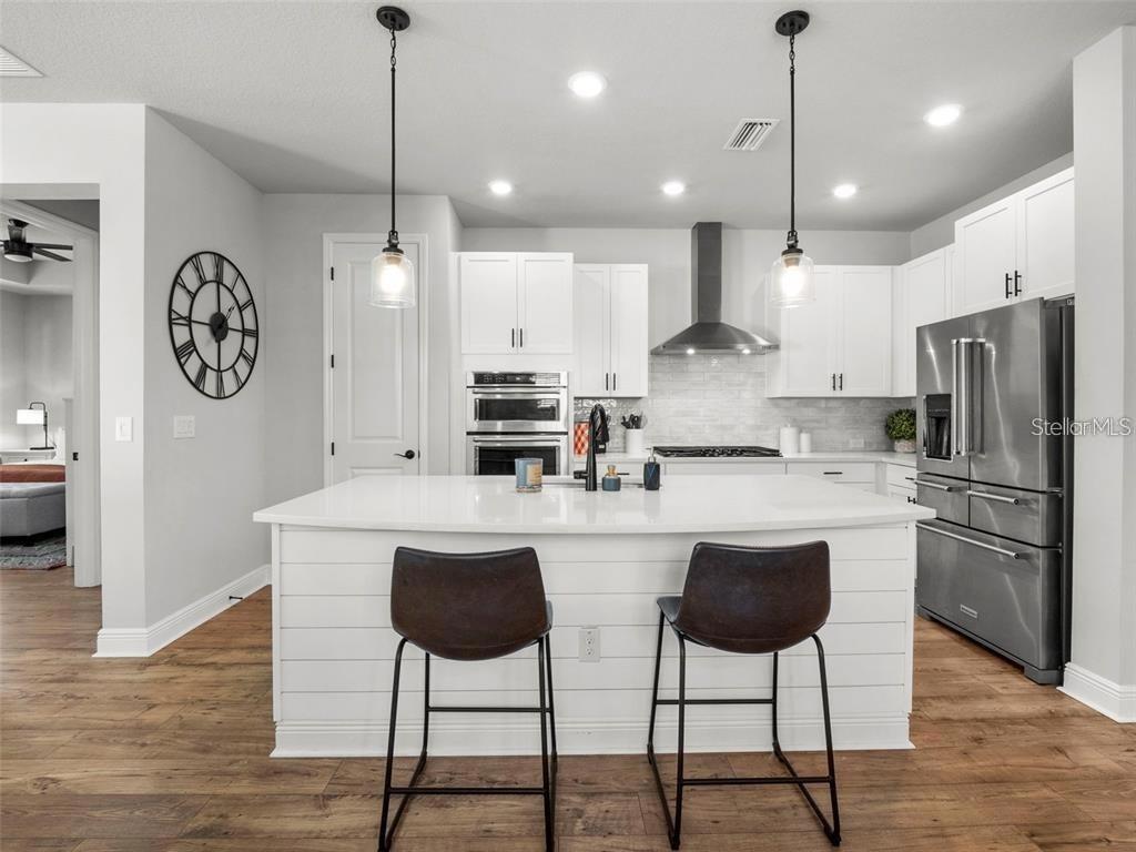 Image 18 of 37 For 15207 Caravan Avenue