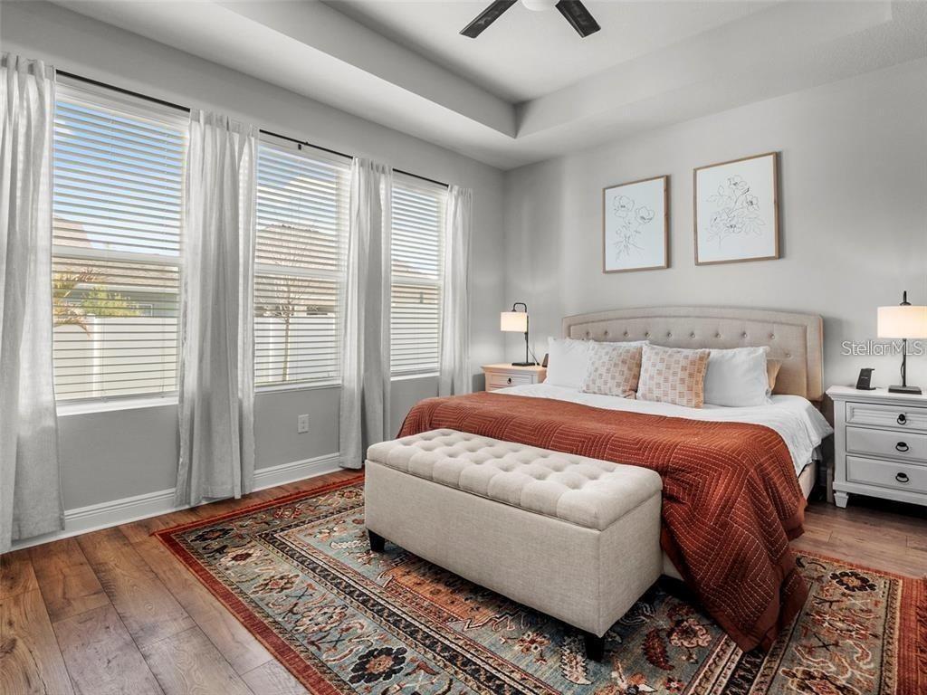 Image 5 of 37 For 15207 Caravan Avenue