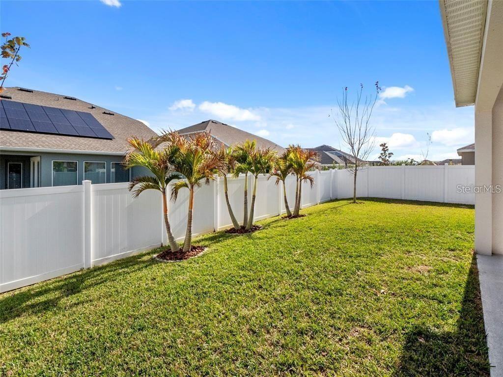 Image 7 of 37 For 15207 Caravan Avenue
