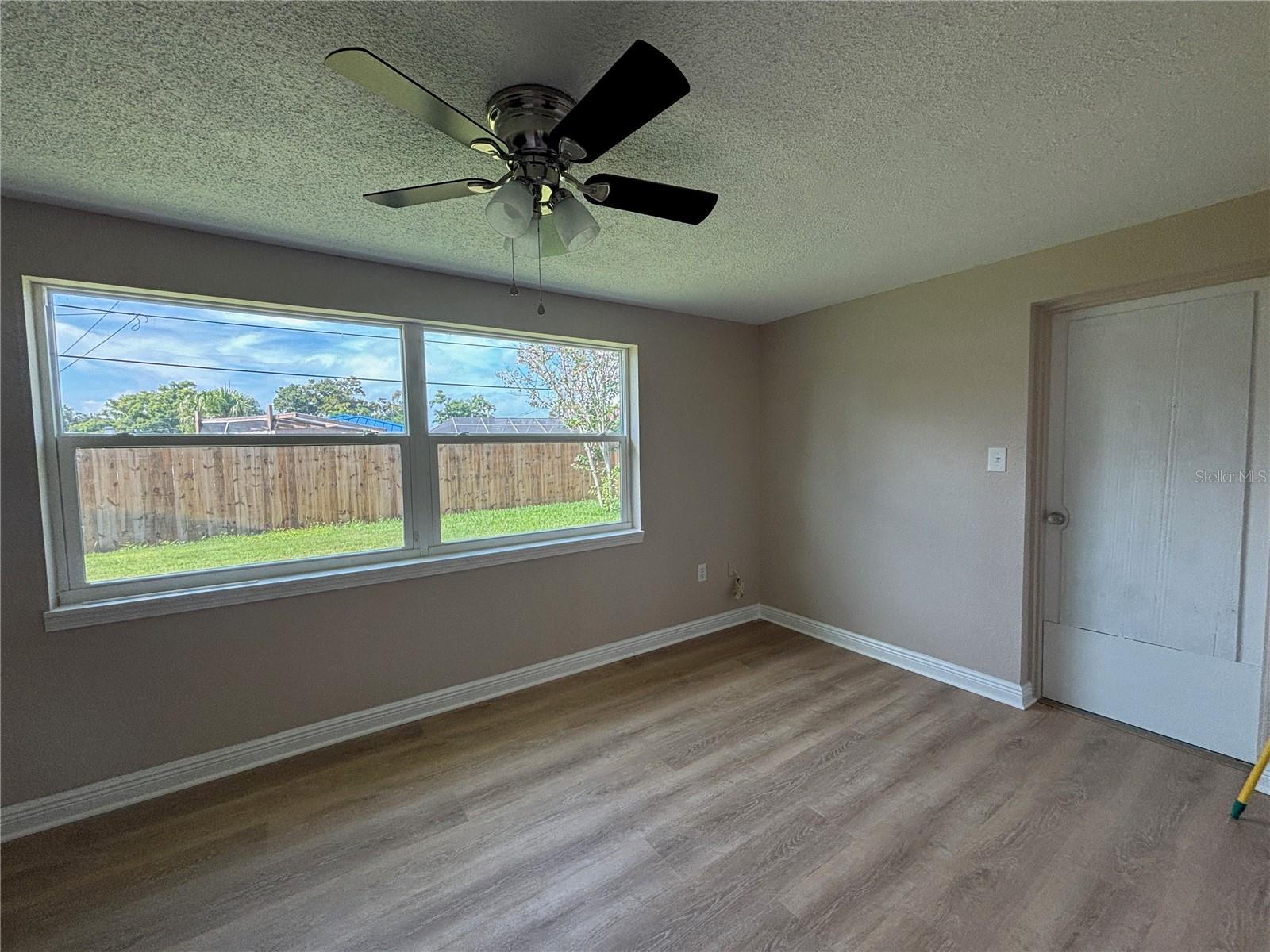 Image 16 of 23 For 9950 52nd Terrace N