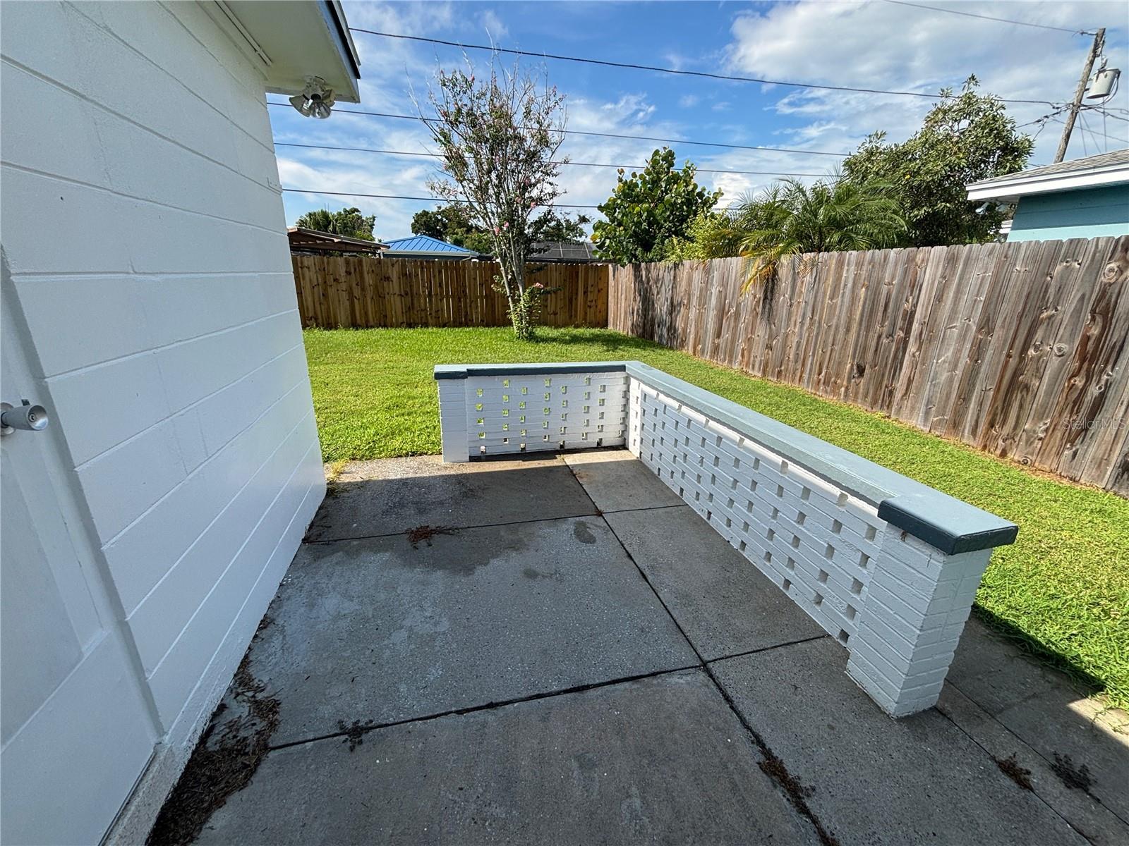 Image 19 of 23 For 9950 52nd Terrace N