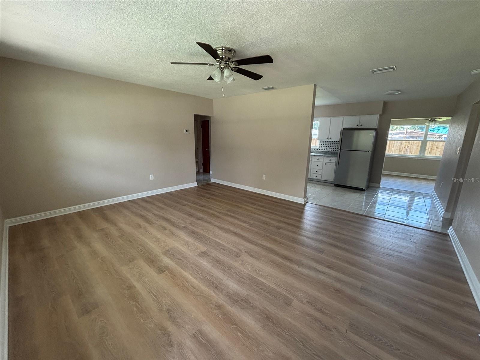 Image 5 of 23 For 9950 52nd Terrace N