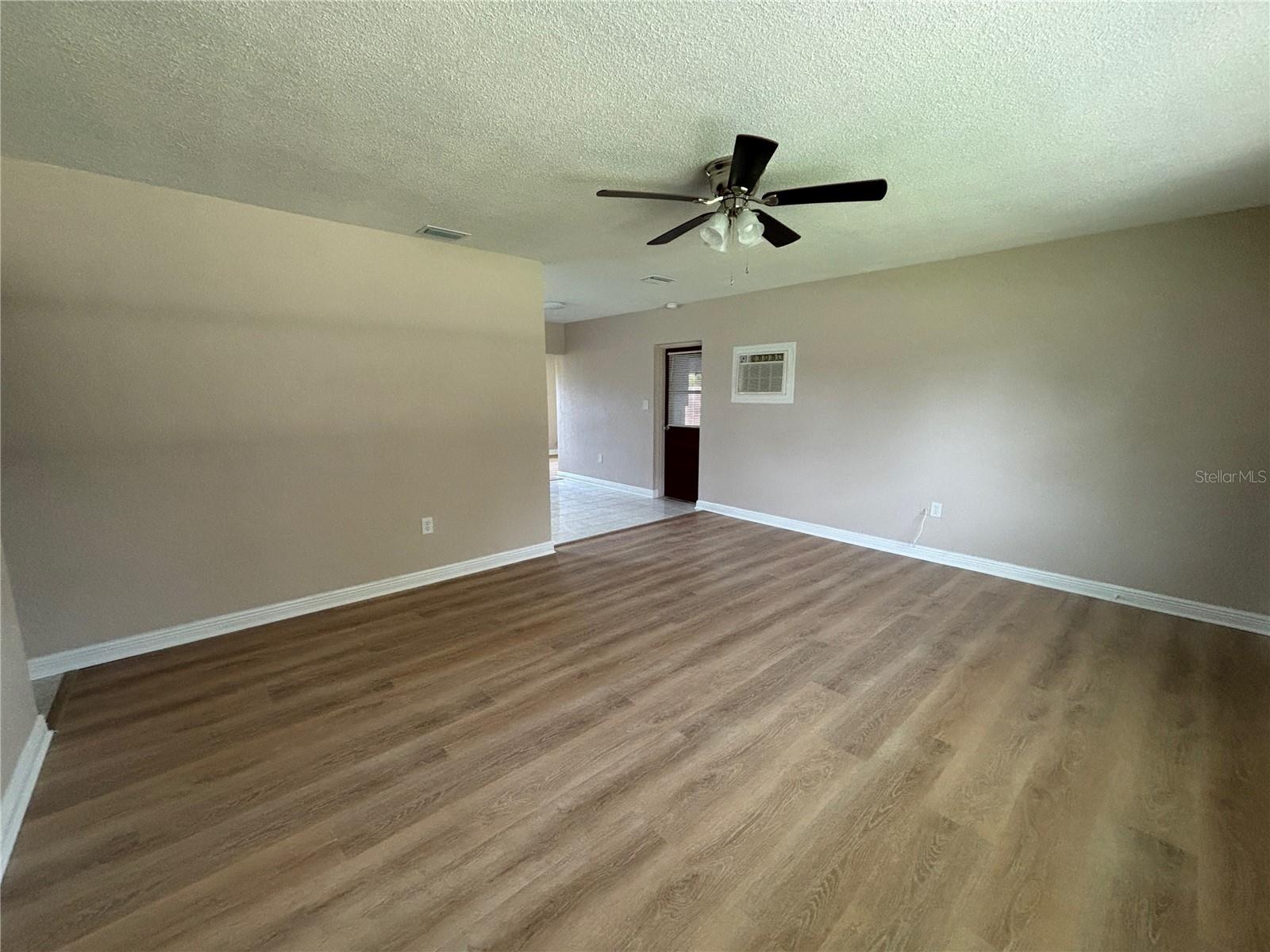 Image 7 of 23 For 9950 52nd Terrace N