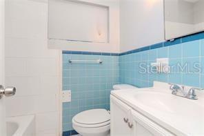 Image 11 of 31 For 211 Valencia Street