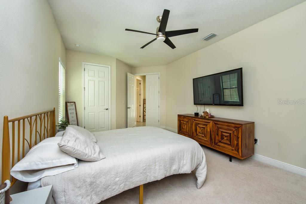Image 12 of 53 For 14529 Woodland Spur Drive