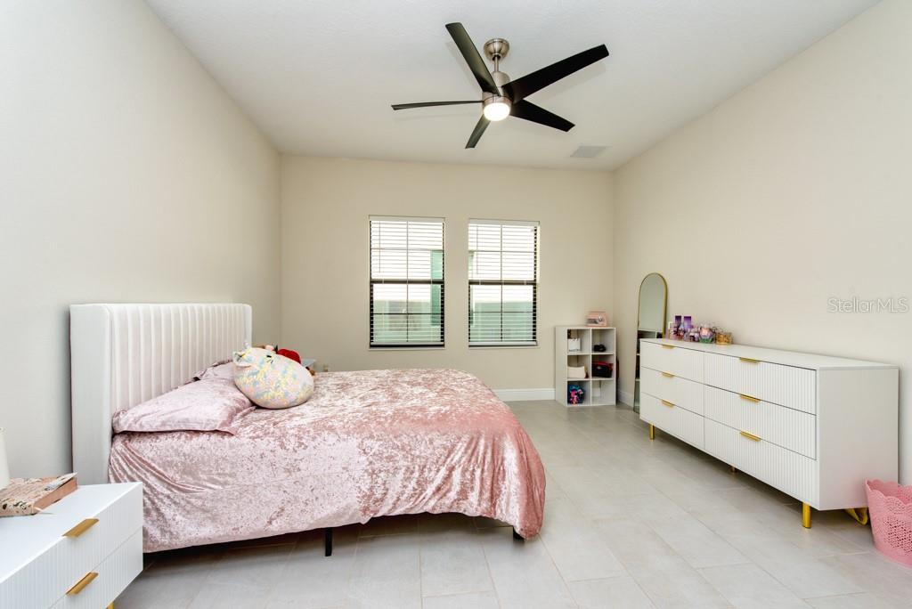 Image 14 of 53 For 14529 Woodland Spur Drive
