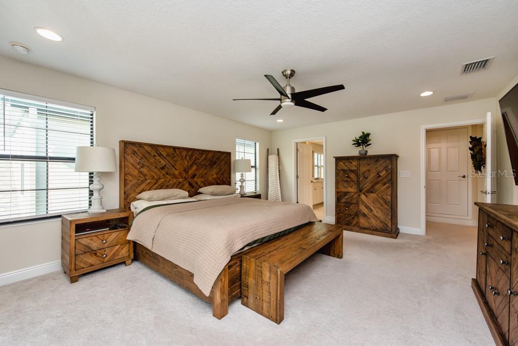 Image 19 of 53 For 14529 Woodland Spur Drive