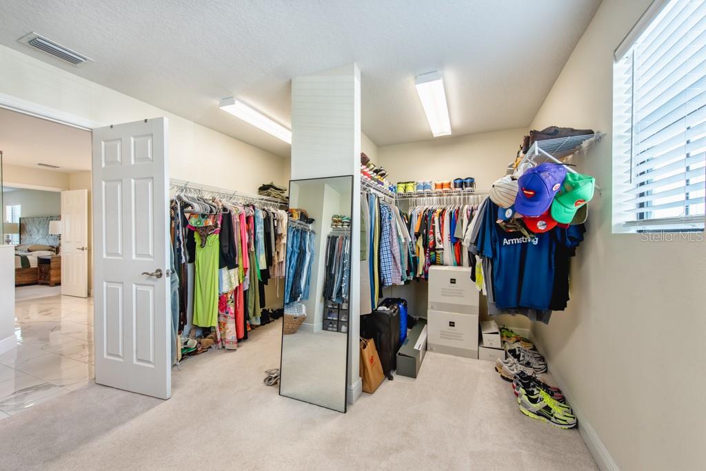 Image 24 of 53 For 14529 Woodland Spur Drive