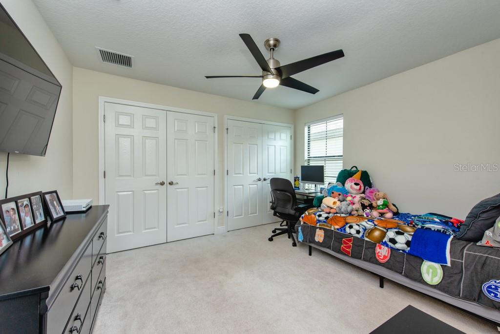 Image 28 of 53 For 14529 Woodland Spur Drive