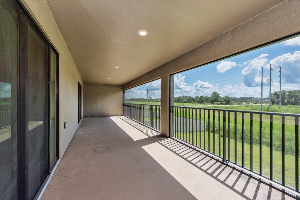 Image 34 of 53 For 14529 Woodland Spur Drive