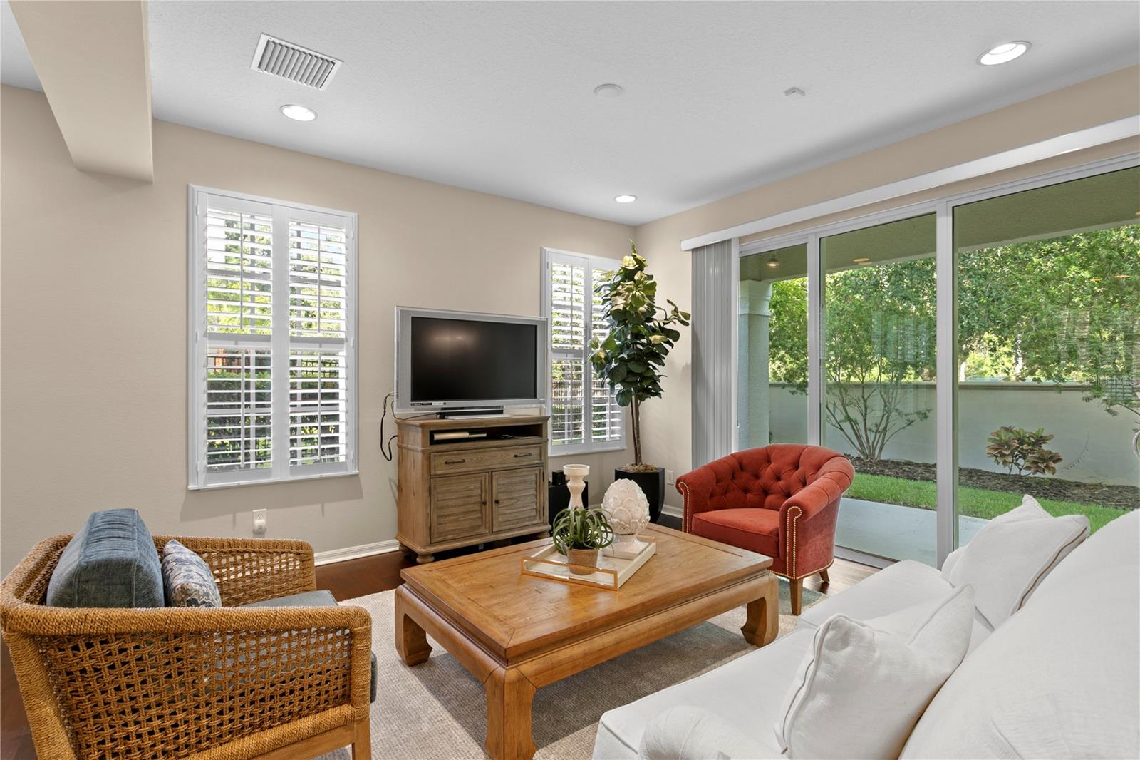 Image 13 of 38 For 14539 Mirabelle Vista Circle