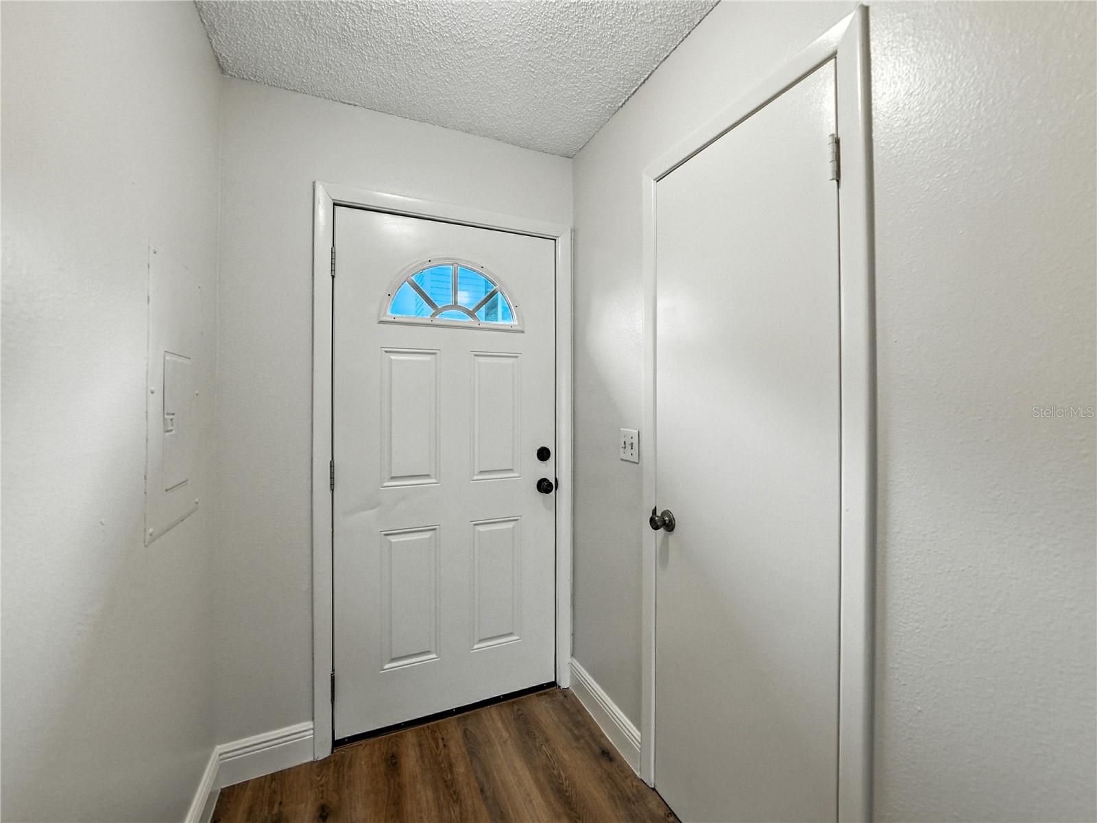 Image 3 of 56 For 1816 Mill Run Circle