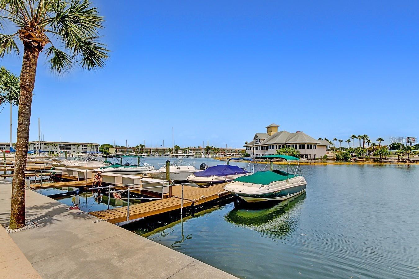 Image 46 of 57 For 4939 Floramar Terrace 410